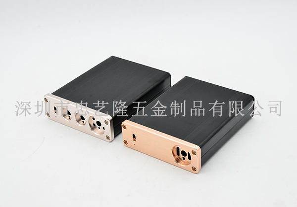 铝机箱和碳纤维机箱有什么区别？