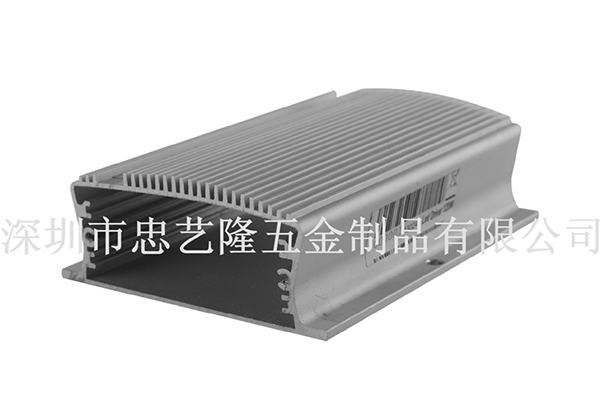 铝合金外壳加工过程中突然爆裂的原因是什么？